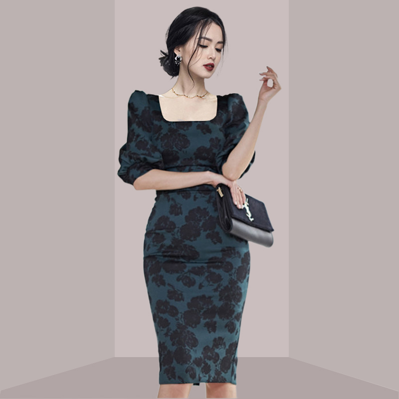 فستان ميدي أنيق بقصة ضيقة وطبع - مراجعة French Vintage Floral Midi Dress وسعره
